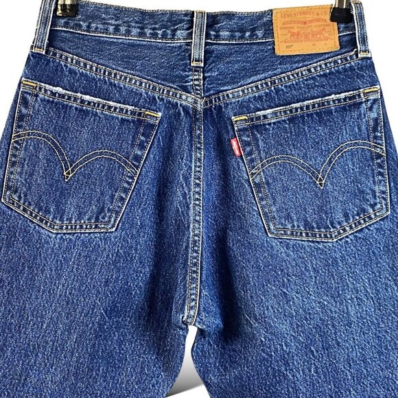 Levi's Premium Red Tab Original Fit Jeans Womens Sz 26x32 in First Try Dark Wash - Picture 7 of 16